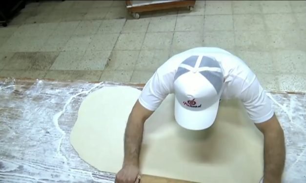 Descubre el Auténtico Llonguet de Palma: La Guía Completa para Saborear el Pan Tradicional Mallorquín