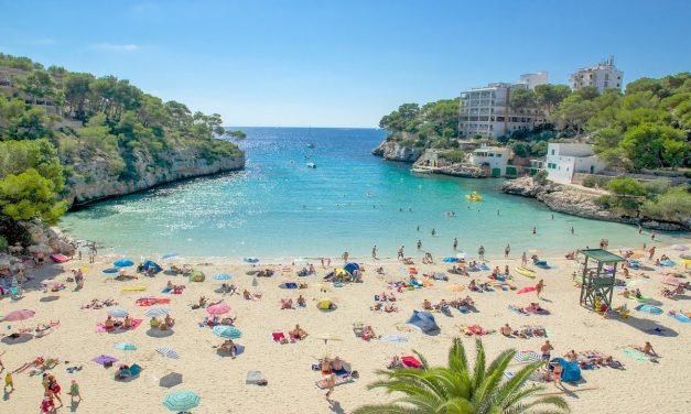 Descubre los mejores rincones de Mallorca con la guía de viaje de Santiny Mallorca
