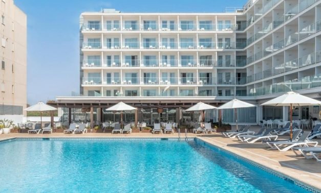 Descubre el paraíso vacacional en Alua Leo Mallorca: ¡Reseña completa y mejores consejos para tus vacaciones de ensueño!